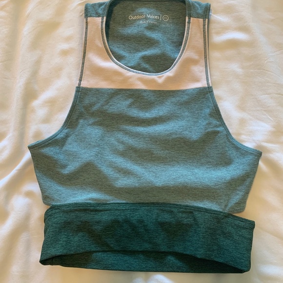Outdoor Voices Tri-Tone Slashback Crop Top - Picture 5 of 5